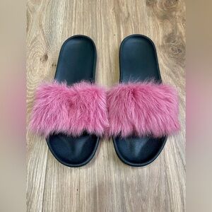 UGG Australia | Open Toe Platform Casual Style Faux Fur Blended Fabrics size 9